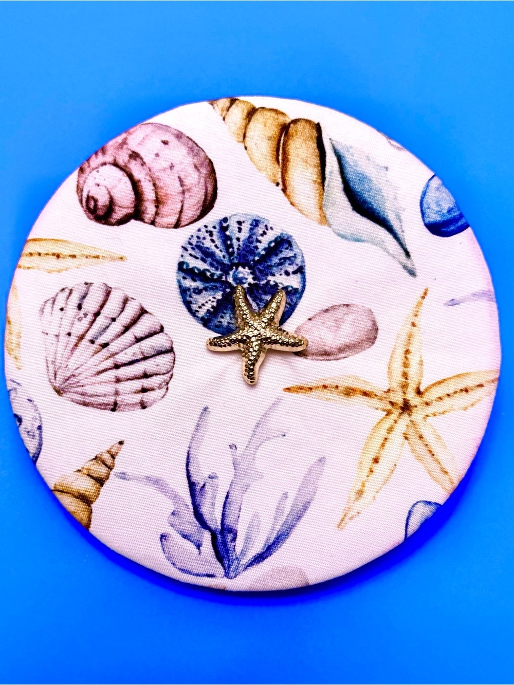 Handmade Fan Card/Helping Hand Organizer for Card Players - Seashell Fabric Qty1
